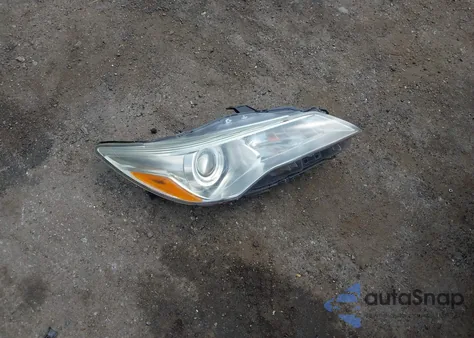 2013 Volkswagen Beetle 2.0T z USA, uszkodzony, nr VIN 3VW8A7AT8DM802832